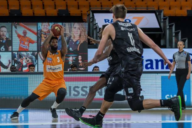 界关注的焦 界关注的焦