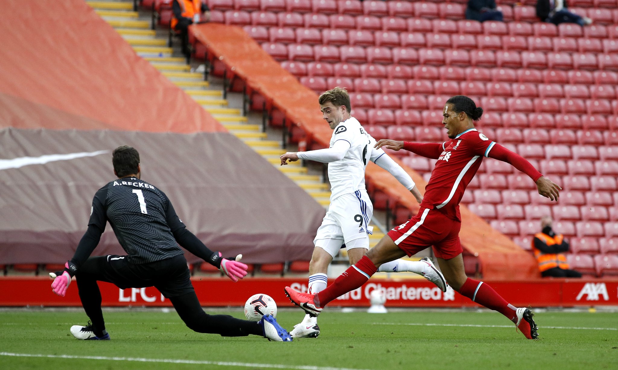 伴随着附加 伴随着附加